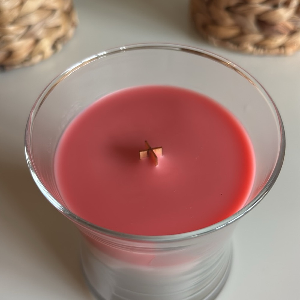 Melon Blossom Coastal Sunset & Palo Santo Single Wick WoodWick Candle - Picture 3 of 4